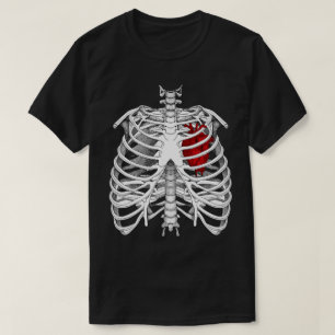 Ingewikkelde ribbenkast en hart illustratie t-shirt