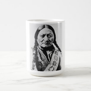 Inheemse Amerikaan: Lakota Zittende Stier Fort Buf Koffiemok