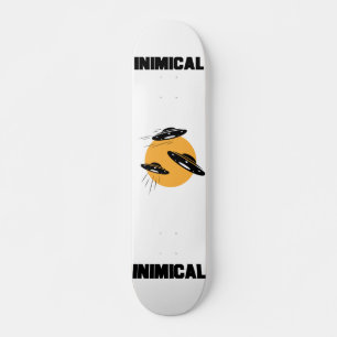 Inimische UFO-aanval! Skateboard