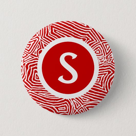 Initiaal in het rood ronde button 5,7 cm (Voorkant)