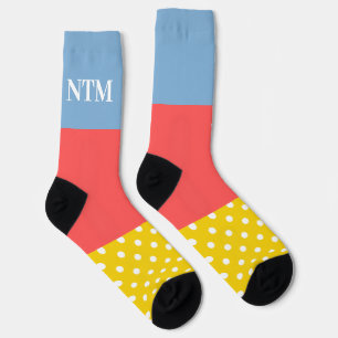 Initiaal mix en match Kleuren en Polka patroon Sokken