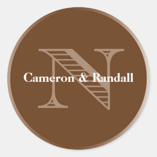Initiaal N naam van bruin monogram, voorkeur Ronde Sticker