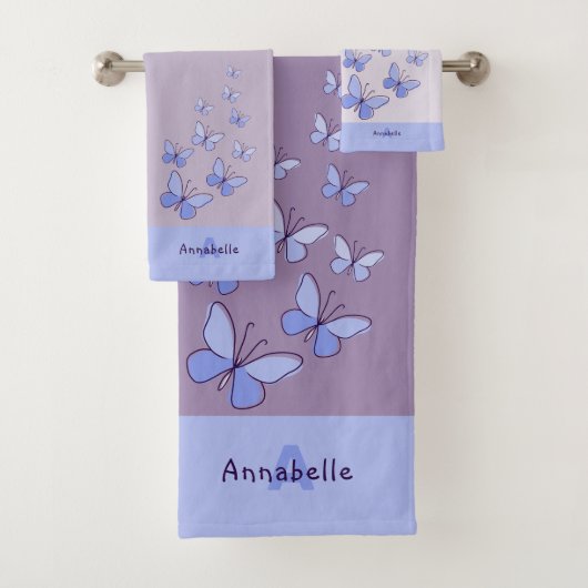 Initiaal & Naam Blauwe Vlinder Flutter Lavendel Bad Handdoek (Insitu)