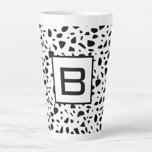 Initiaal van het witte tongpatroon Terrazzo Latte Mok