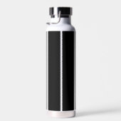 Initiaal van wolmonogrammen gestript met moderne k waterfles (Rechts)