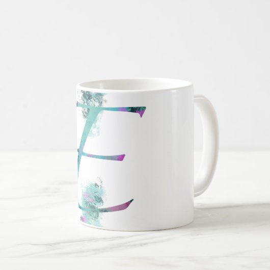 initial E mug (Devant droit)