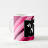 Initiale de coutume + Tasse rose/magenta de motif (Devant gauche)