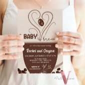 Initiale Un bébé brasse une douche café Invitation