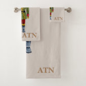 Initiales élégantes Casse-noix traditionnel (En situation)