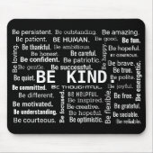 Inspirational BE KIND Word Cloud Muismat (Voorkant)