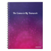 Inspirerend De kosmos is mijn Team Work Quote Notitieboek (Voorkant)