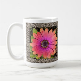 Inspirerend koffie Mok met briljante Gazanias