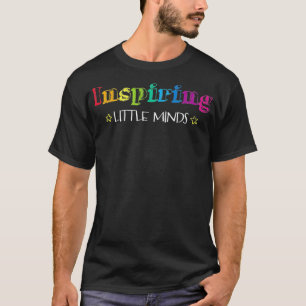 Inspirerende kleine regenboogbrieven voor leraar t-shirt