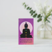 Instructeur de yoga et cartes de visite principaux (Debout devant)