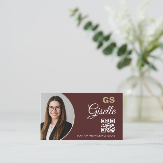 Insurance Agent Burgundy Gold Photo QR Code Visitekaartje (Staand voorkant)