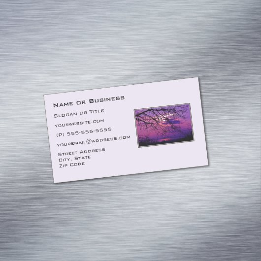 Intense en levendige - Paarse zonnelandschap Visitekaartje Magneet (Voorbeeld)