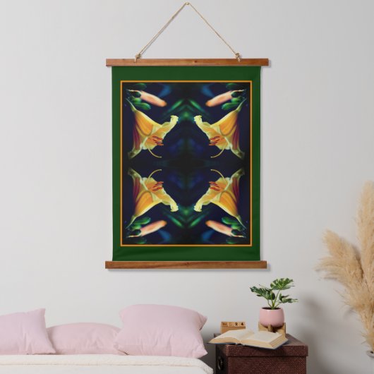 Intense Yellow Lily Flower Mirror Abstract Hangend Wandkleed (Slaapkamer)