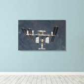 Internationaal ruimtestation 13 canvas afdruk (Insitu (Houten vloer))