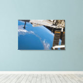 Internationaal ruimtestation 15 canvas afdruk (Insitu (Houten vloer))