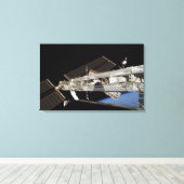 Internationaal ruimtestation 23 canvas afdruk (Insitu (Houten vloer))