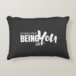 Internationaal zijn jouw dag quote accent kussen