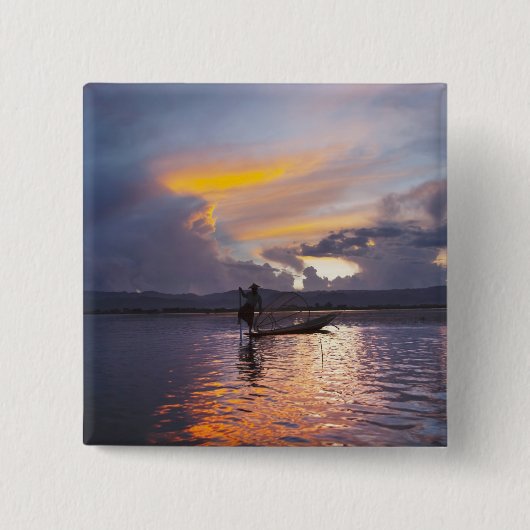 Intha-beenroeiboot van vissers met netten vierkante button 5,1 cm (Voorkant)