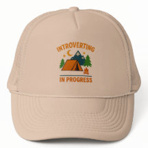 Introverte vooruitgang in Trucker Hat