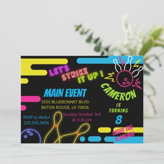 Invitation (Debout devant)