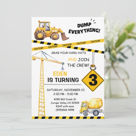 Invitation (Debout devant)