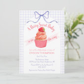 Invitation 005 Iris Baie Violette Douce Fraise Baby Shower (Debout devant)