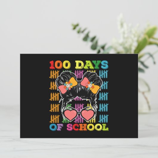 Invitation 100 Jours D'École Messy Bun Enseignant (Debout devant)