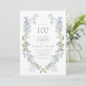 Invitation 100e fête d'anniversaire Elégant Dusty Blue Floral (Debout devant)