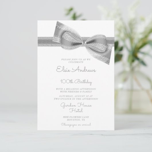 Invitation 100th Centenarian Silver Bow & Ribbon Birthday (Debout devant)