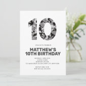 Invitation 10E Anniversaire, Gray Camo Fête personnalisée (Debout devant)