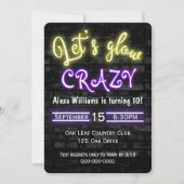 Invitation 10e anniversaire Neon Llow Sign on Brick Wall (Devant)