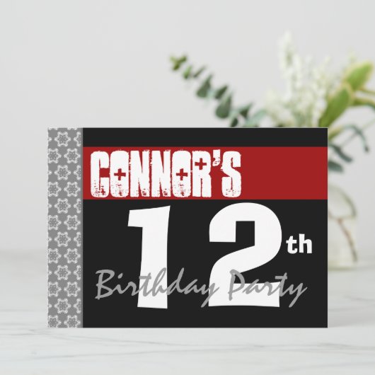 Invitation 12e fête d'anniversaire Noir et blanc modernes (Debout devant)