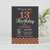 Invitation 13e anniversaire Black et Coral Chevron (Debout devant)