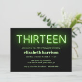 Invitation 13e anniversaire de fête Green Neon Lumières (Debout devant)