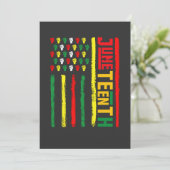 Invitation 1865 : 1865 : Drapeau célébrant la liberté noire (Debout devant)