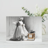 Invitation 1er Anniversaire Robe Ange & Art Parfum (Debout devant)