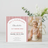 Invitation 1re édition du livre blanc ・ Photo Template Red St (Debout devant)