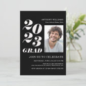 Invitation 2021 Grad Party Bold Texte sur noir avec votre pho (Debout devant)
