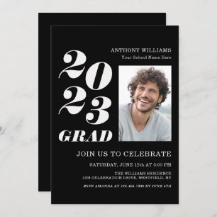 Invitation 2021 Grad Party Bold Texte sur noir avec votre pho