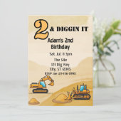Invitation 2 & Diggin It, Véhicule de construction 2e anniver (Debout devant)