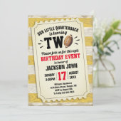 Invitation 2ème Anniversaire Sports Football Billet Rustique  (Debout devant)