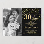 Invitation 30e anniversaire de Mariage avec photo - Noir d'or<br><div class="desc">Invitation au 30e anniversaire du Mariage avec photo. Design élégant en or et noir avec police de script et confetti. Peut être customisé à montrer n'importe quelle année de mariage. Bravo à 30 ans !</div>