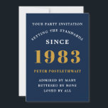 Invitation 40th Birthday 1983 Blue Gold Ajouter un nom année<br><div class="desc">Pour ceux qui fêtent leur anniversaire, nous avons la carte d'invitation idéale pour la fête d'anniversaire. L'élégant arrière - plan au design doré est simple et chic. Customisez facilement le texte à l'avant et à l'arrière de cette carte d'invitation d'anniversaire en utilisant le modèle fourni. Une partie de la gamme...</div>