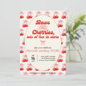 Invitation 4e Anniversaire Coquette Cerises Bows Bulles Lettr (Debout devant)