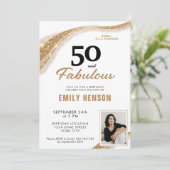Invitation 50 and Fabulous Gold 50th Birthday (Debout devant)