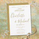 Invitation 50e anniversaire du Mariage Elégante signature dor<br><div class="desc">Doté de noms de signature de script doré. Personnalisez avec vos cinquante ans spéciaux d'information d'anniversaire d'or en lettres d'or chic. Conçu par Thisisnotme©</div>